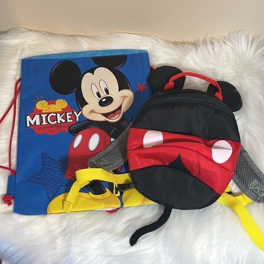 Mickey Mouse Drawstring Mini Backpack Bag Set